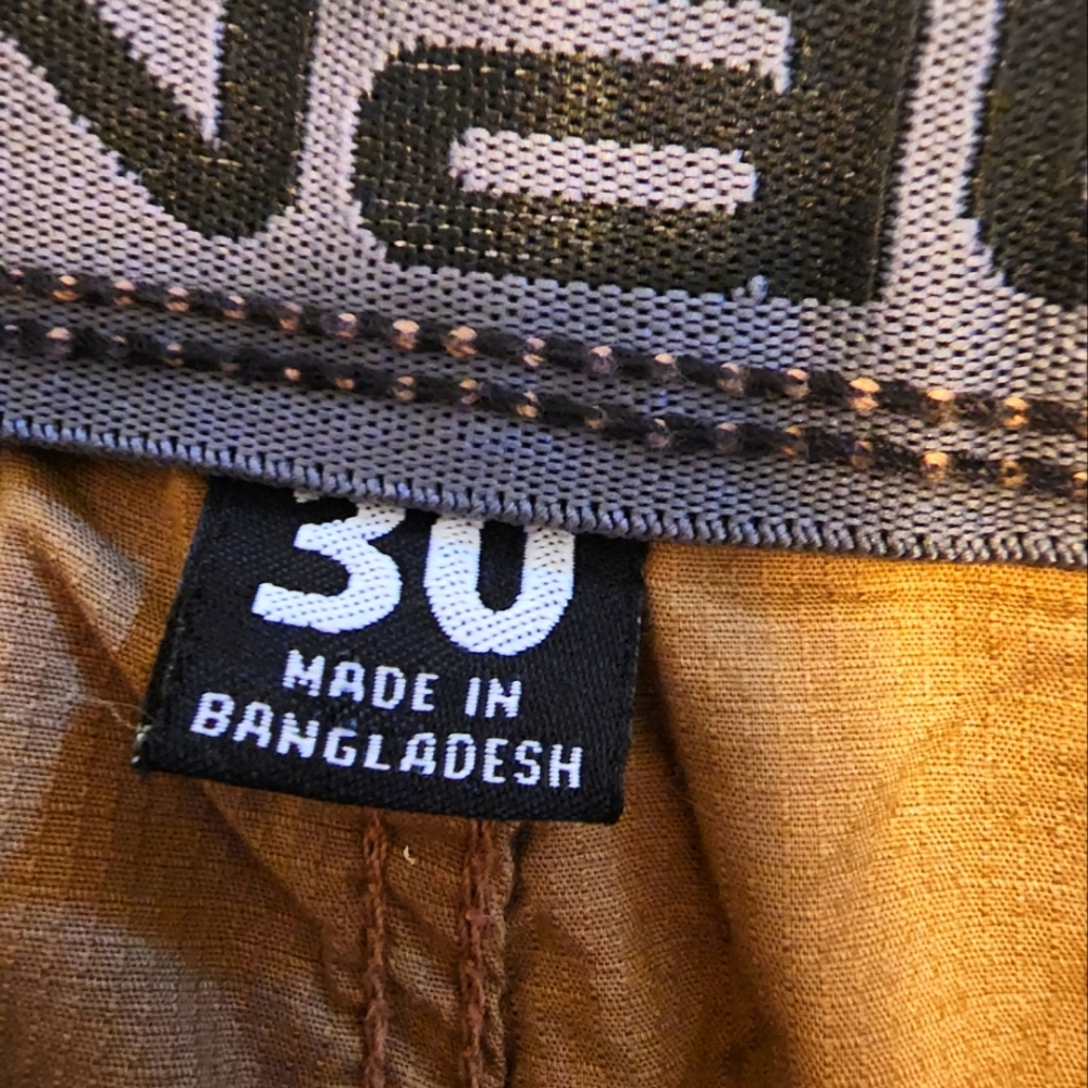Denali Cargo Khaki Shorts